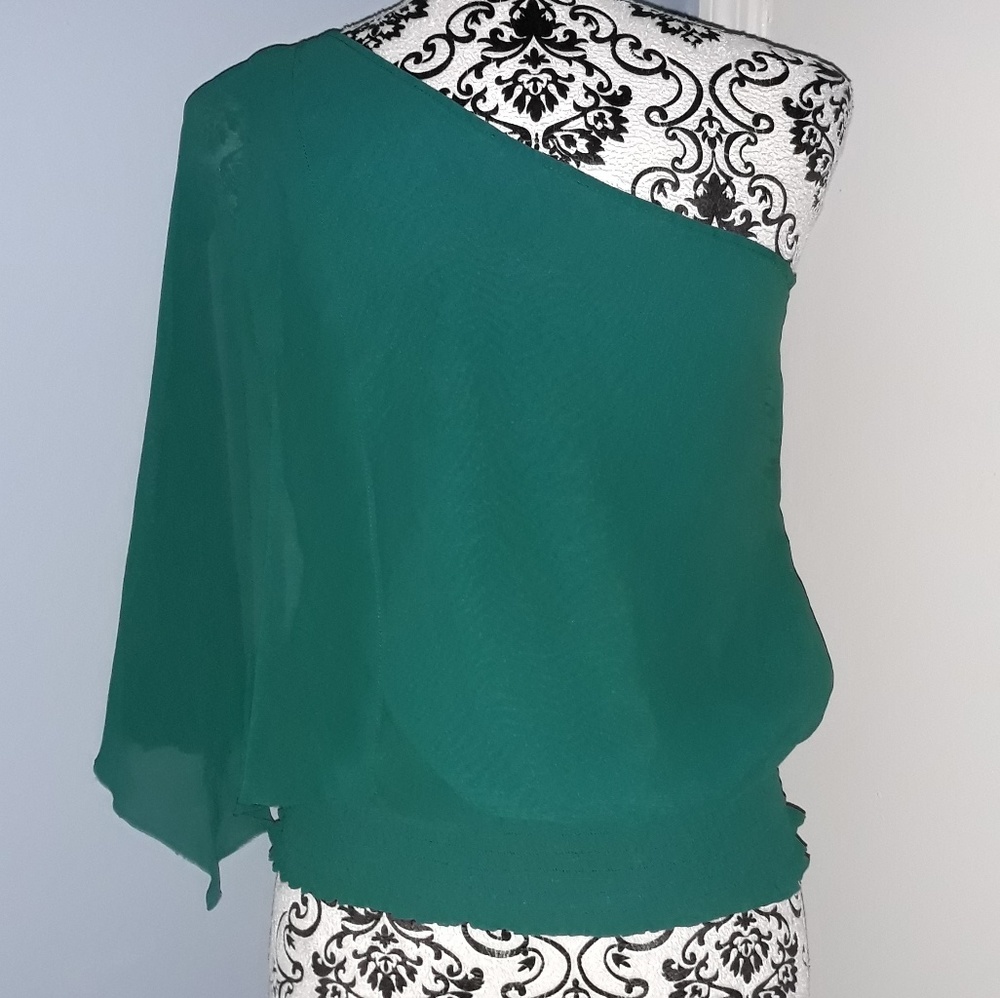 One Shoulder blouse - Picture 4 of 4